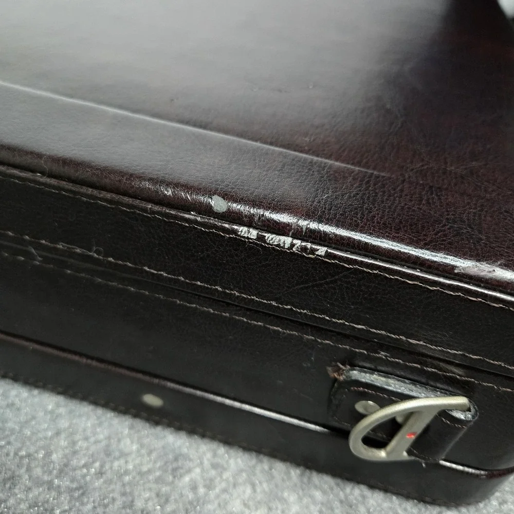NWT U.S. Luggage New York Brown Leather Briefcase #488-2 W/ Shoulder Strap FLAW